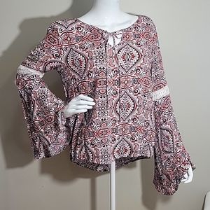 Altar'd State Geometric Bell Sleeve Knit Top - M